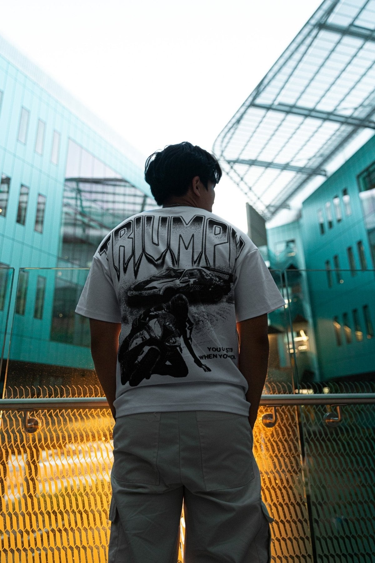 Triumph Oversized T-Shirt - RT001 - REVVN | Streetwear For Automotive Enthusiasts